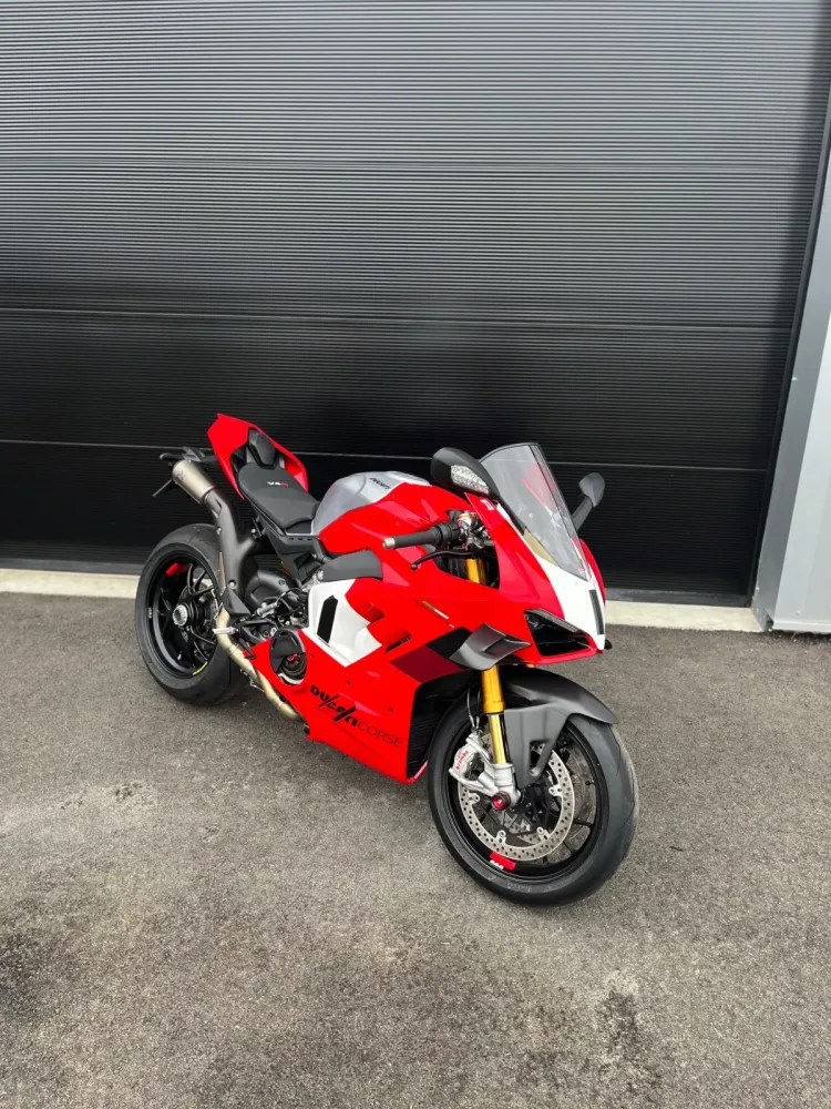 ducati-v4r-1